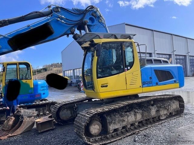 Chain excavator LIEBHERR LC 926 mit Drehkranzschaden