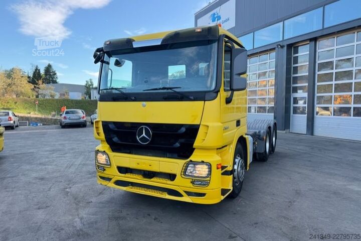 Vakio vetoauto MERCEDES-BENZ Actros 2651 V8 6x4