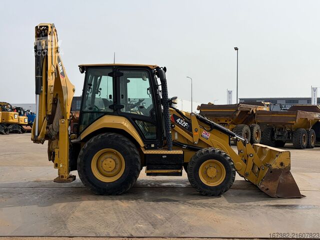 Комбінація екскаватор/навантажувач Caterpillar 432F2