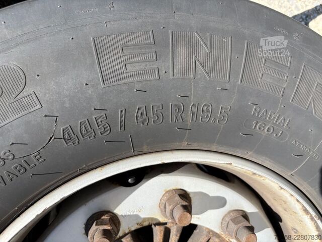 Remorque à châssis interchangeable Krone Maxi BDF Lafette mit Breitreifen 445er