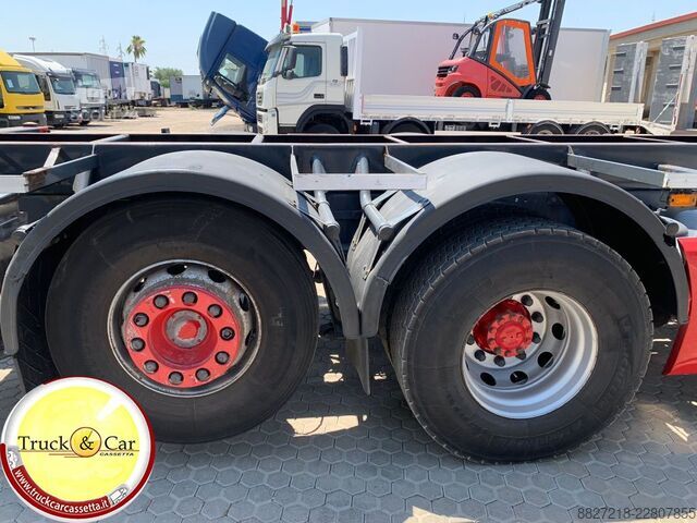 Camion con cassone intercambiabile DAF xf 106.510