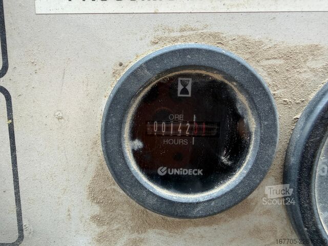 Guseničarski finišer Bitelli BB 651 C