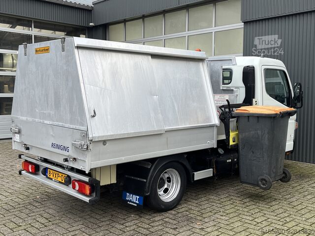 Vehicul de colectare a deșeurilor FUSO Canter 3S13 3.0 Automaat Veegvuilkipper zijlade...