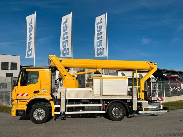 ArbeitsbĂĽhne Mercedes Benz /Ruthmann T 330/33 m/Top Zustand