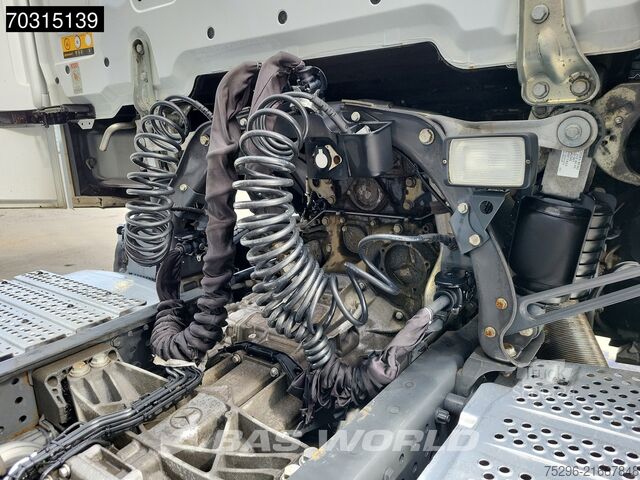 Standard-SZM Mercedes Actros 1851 4X2 BigSpace Retarder 2xTanks ACC