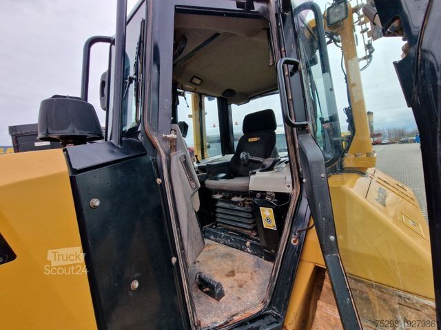 Straßenwalze CATERPILLAR D6N LGP Raupe/Dozer