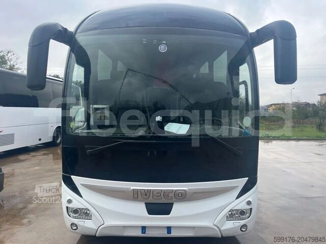 Autocar de turismo IVECO Magelys