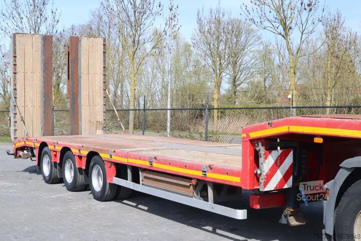 Semi-Tieflader Max Trailer MAX 100 | 3-AXLE | LIFT DECK | SLIDING RAMPS