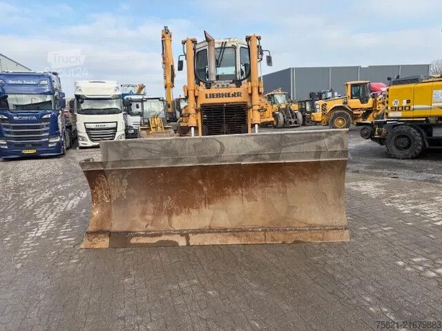 Niveleuse Liebherr PR 724 LGP
