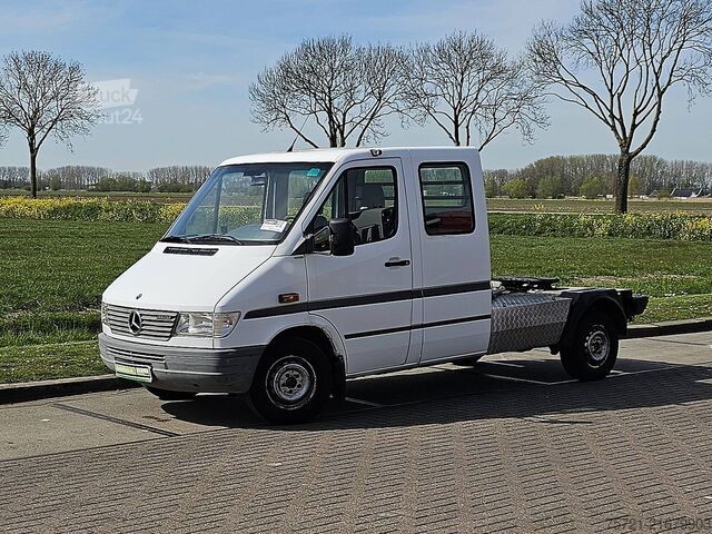 MERCEDES-BENZ 312 312d tracteur routier Euro 2 ! MERCEDES-BENZ 312 312D Trekker Euro2!