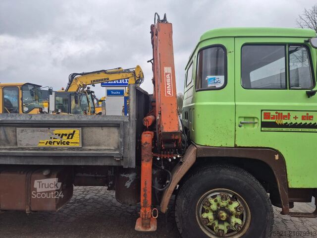 Kranwagen Scania LB81