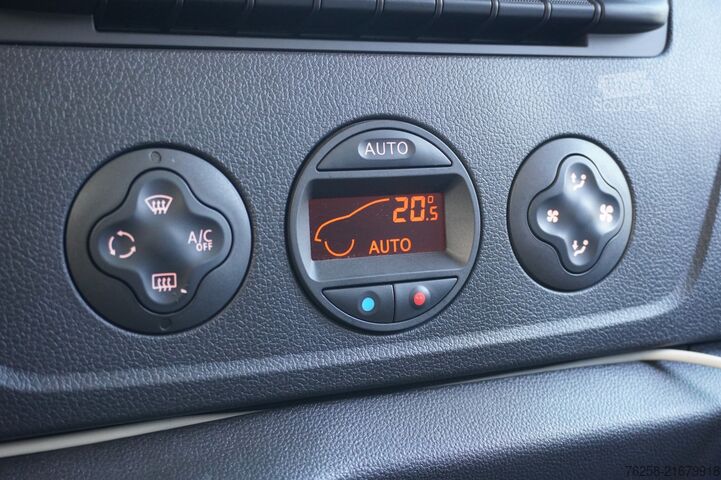 Slēgtais furgons Opel Movano 2.3 Turbo 180PK L1H1 EURO 6 - Airco - Na...