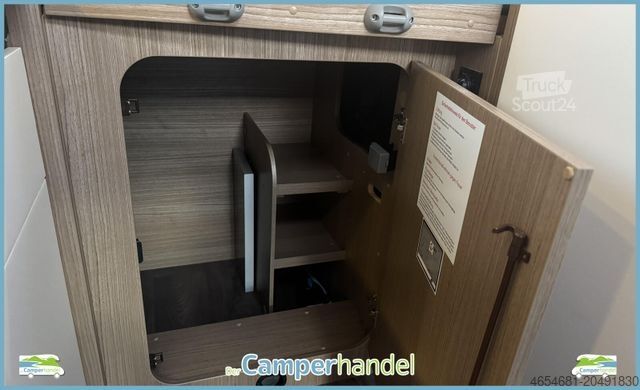 Halvintegrerad husbil CARADO T 132 6 m # QUERBETT# SAT-TV