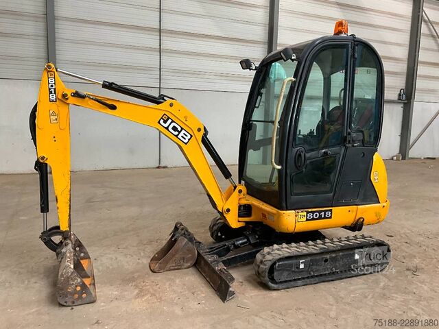 Minikaivinkone JCB 8018