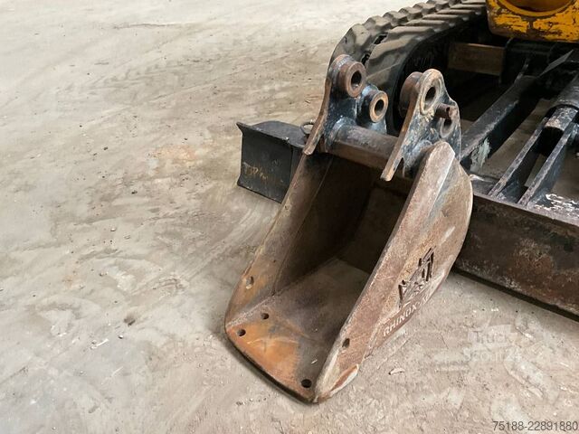 Minikaivinkone JCB 8018
