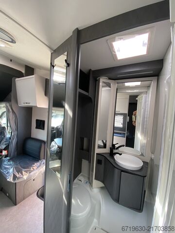 Autocaravana con alcoba Etrusco A 6.9 SB