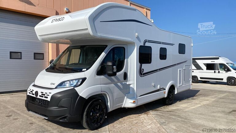 Autocaravana con alcoba Etrusco A 6.9 SB