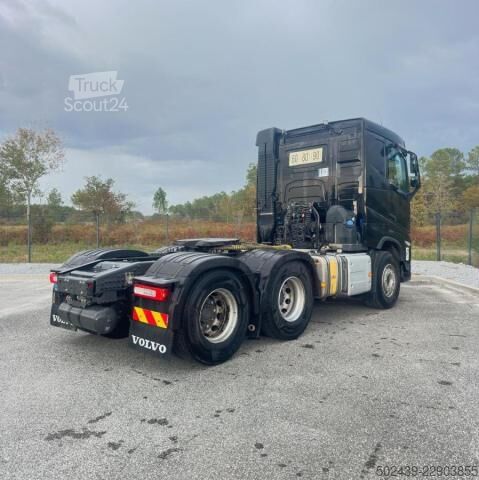 Tractor estándar Volvo FH