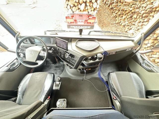 Tractor estándar Volvo FH