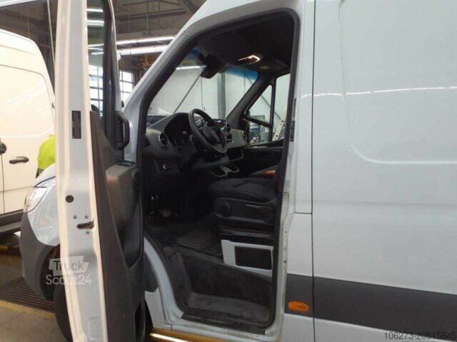 Vans ar augstu jumtu Mercedes-Benz Sprinter 317 CDI,3665mm,Automatik,Kamera