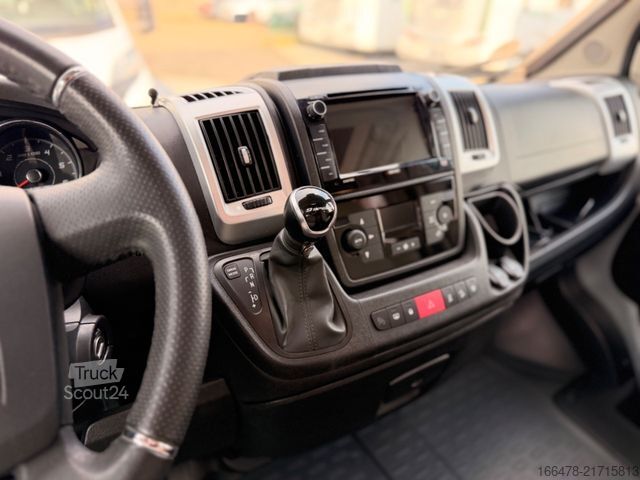 Yarı entegre karavan DETHLEFFS Pulse GT T 7051 Einzelbetten-Face2Face-Automatik