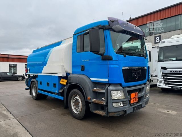 LKW mit Tankaufbau MAN TGS 18.400*TANKWAGEN*3 KAMMER*OBEN UND UNTEN*TÜV