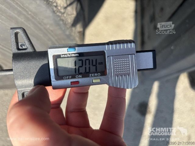 Semiremorcă deschisă cu prelată Schmitz Cargobull Semitrailer Curtainsider Mega