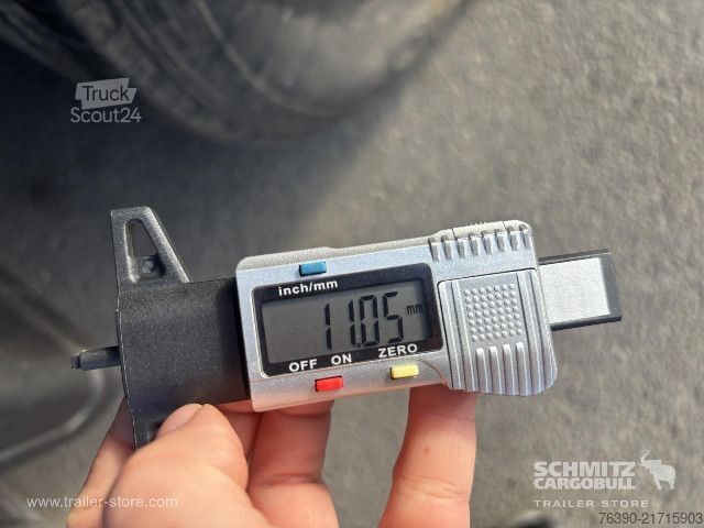 Semiremorcă deschisă cu prelată Schmitz Cargobull Semitrailer Curtainsider Mega