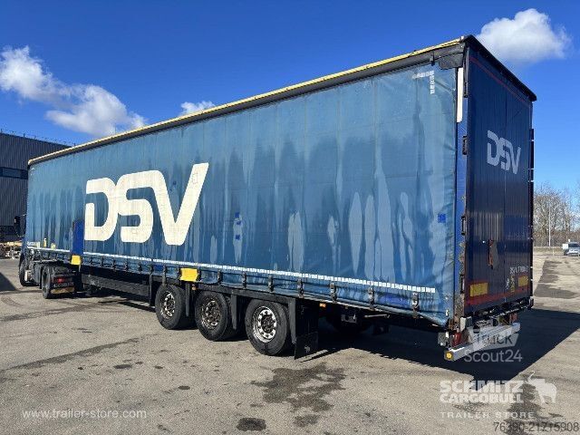 Semiremorcă deschisă cu prelată Schmitz Cargobull Semitrailer Curtainsider Mega