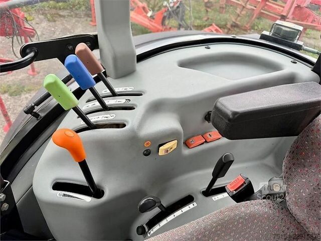 Traktör Massey Ferguson 3640 Xtra + FL