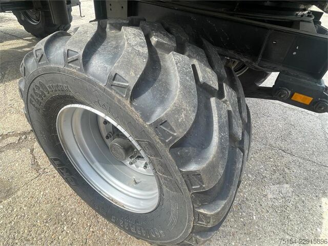 Damperli kamyon Reisch RD 180 mit Überladeschnecke