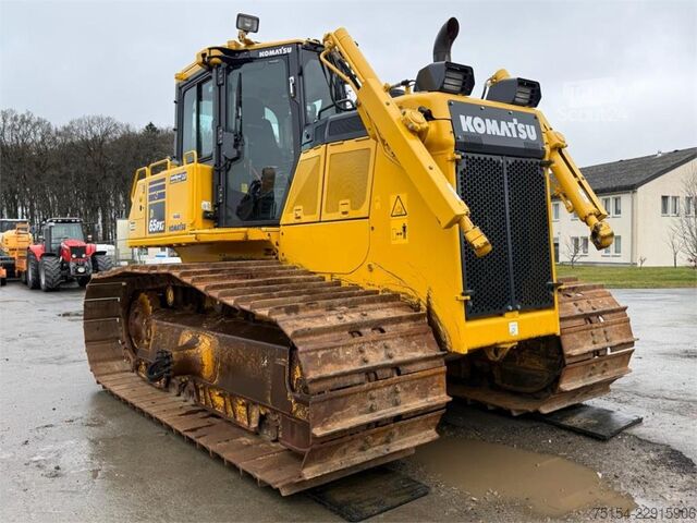 Paletli ekskavatör Komatsu D65PXi-18