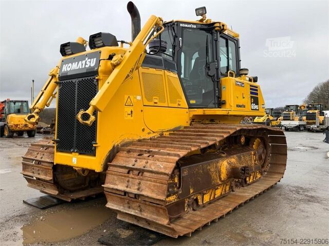 Paletli ekskavatör Komatsu D65PXi-18