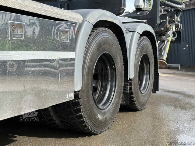 Holztransporter LKW MAN TGX 33.510 BL CH 6X4 mit TajfunLIV 150Z96,MIETE?