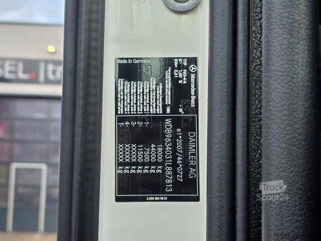 Standard tractor unit MERCEDES-BENZ Actros 1843