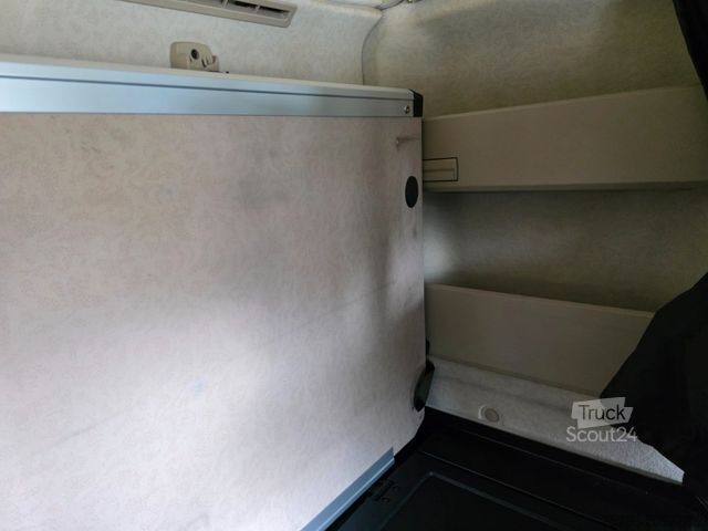 Standard tractor unit MERCEDES-BENZ Actros 1843