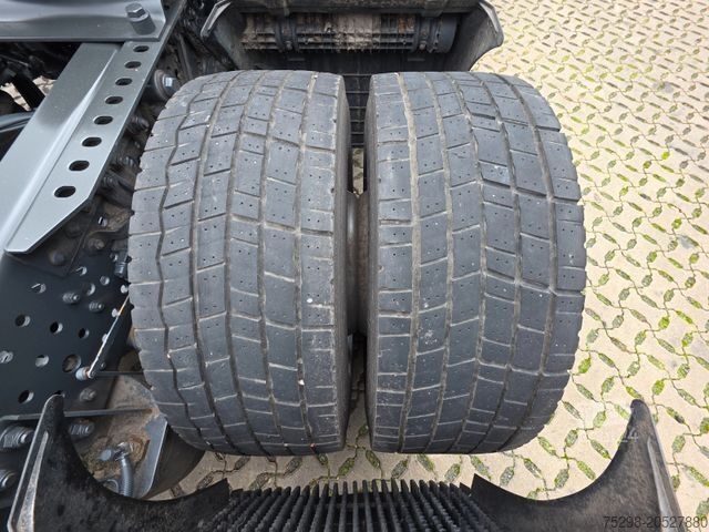 Standard tractor unit MERCEDES-BENZ Actros 1843