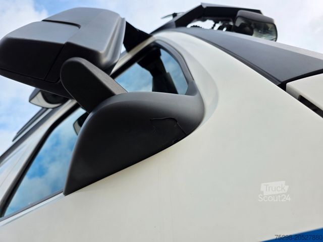 Standard tractor unit MERCEDES-BENZ Actros 1843