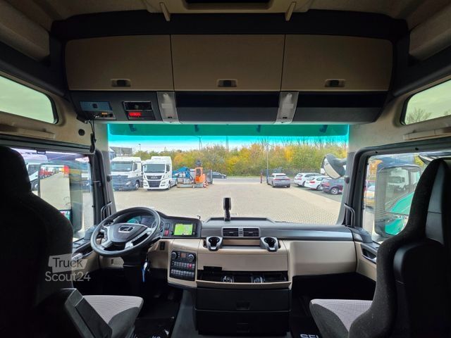 Standard tractor unit MAN TGX 18.460 4x2 BLS / Retarder