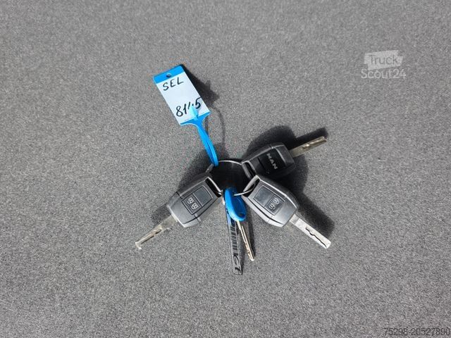 Nagy térfogatú nyergesvontató MAN TGX 18.460 LLS-U / Retarder / 2 Tanks