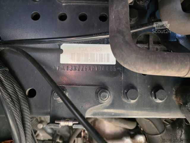 Nagy térfogatú nyergesvontató MAN TGX 18.460 LLS-U / Retarder / 2 Tanks