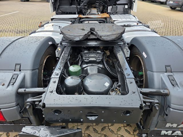 Cap tractor voluminos MAN TGX 18.460 4x2 LLS-U / Retarder / 2 Tanks