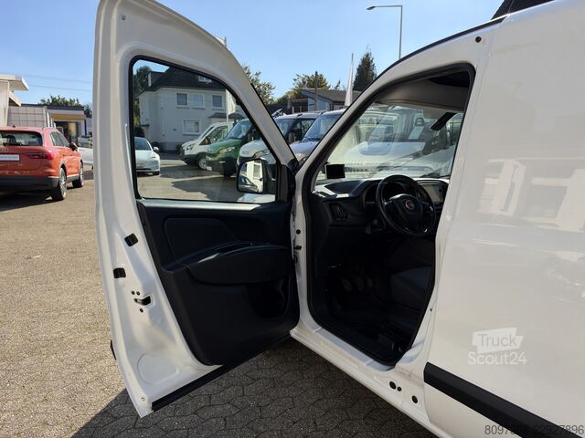 Furgão de painéis Fiat Doblo SX KLIMA   NAVI   TÜV NEU   KAMERA   TEMPOMAT