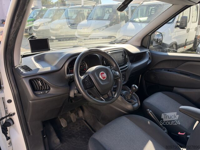 Furgão de painéis Fiat Doblo SX KLIMA   NAVI   TÜV NEU   KAMERA   TEMPOMAT