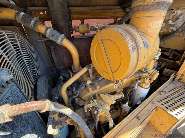 Topadora Caterpillar D 8 N Full maintenance done 500 h ago / Renewed...