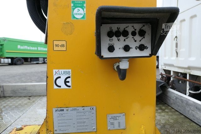 Pracovná plošina Nissan 32.12 4x2, 11m Arbeitshöhe, Klima,3. Sitz