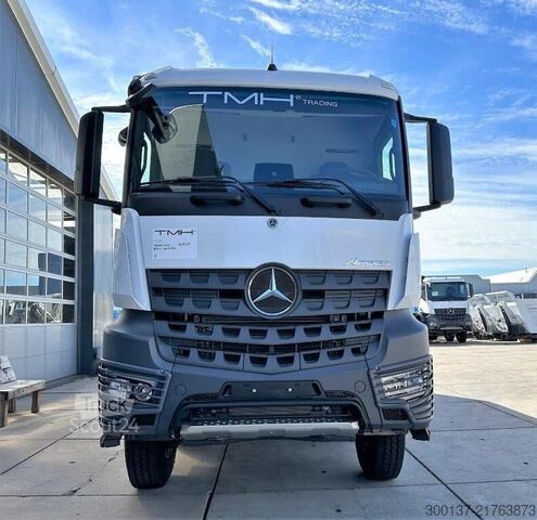 Skraldevogn Mercedes-Benz Arocs 4140 K 8x4 Meiller Tipper