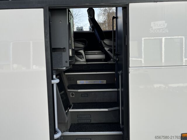 Motor coach Mercedes-Benz Tourismo 17RHD