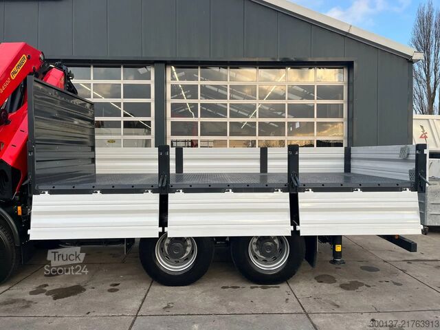 Vrachtwagen met kraan Mercedes-Benz Arocs 4140 K 8x4 Crane Truck