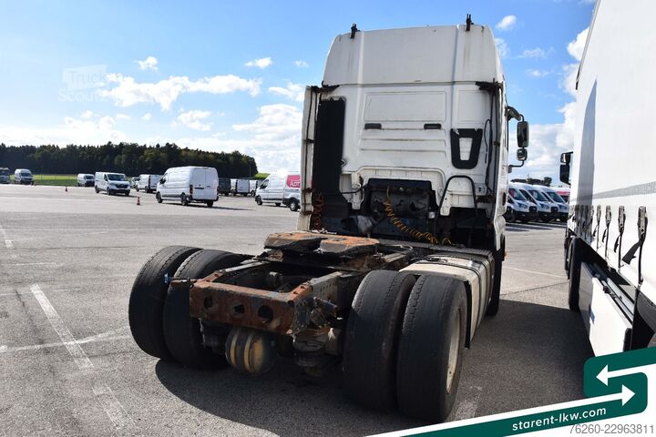 Vakio vetoauto MAN TGA 18.430 XLX Retarder Standklima DEFEKT
